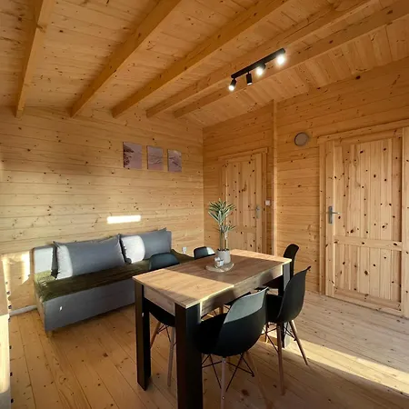 Letniskowe Kadar Holiday home *